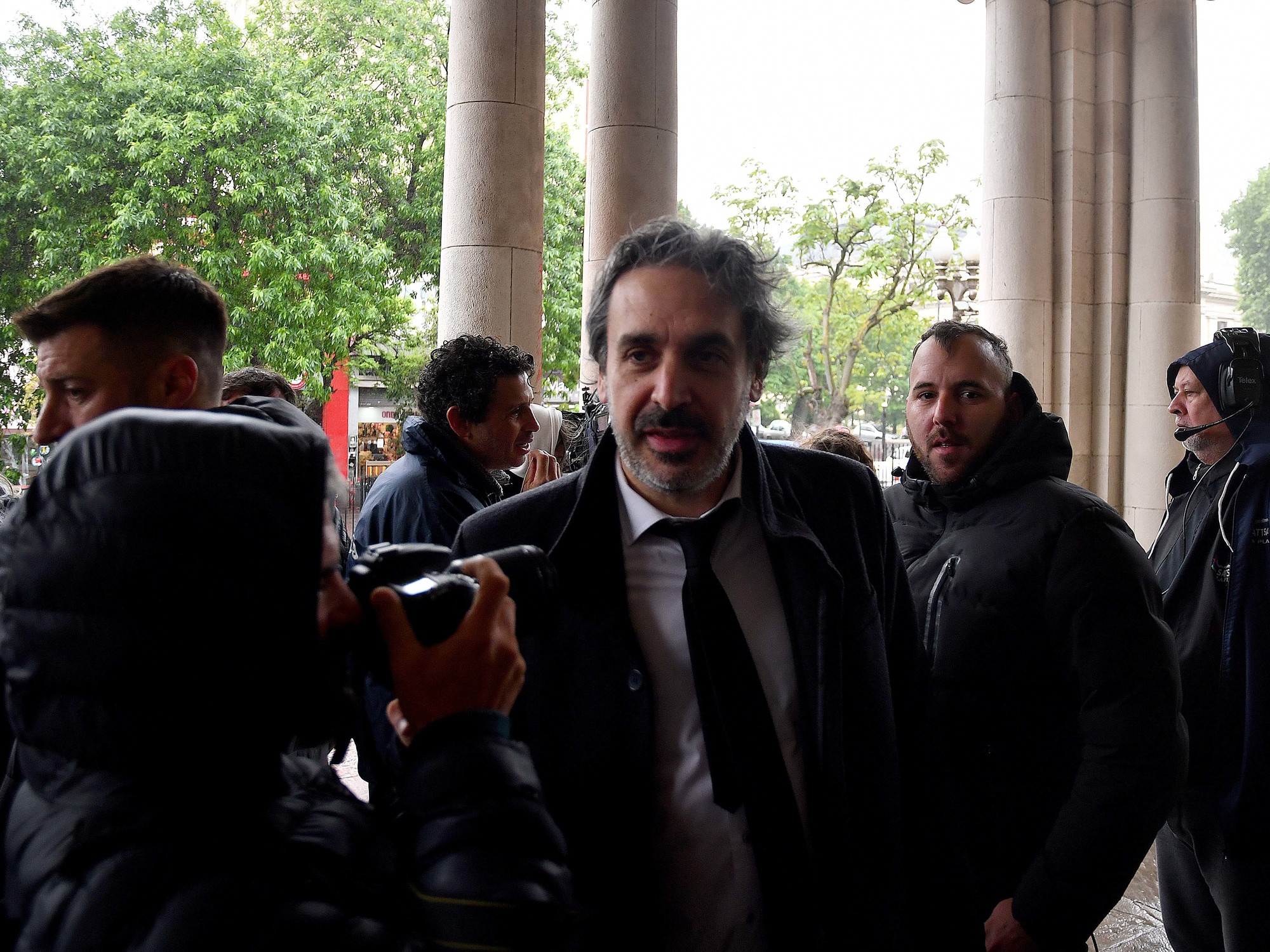 Análisis de suspensión del decreto de Javier Milei por el juez K Ramos Padilla en la Corte.