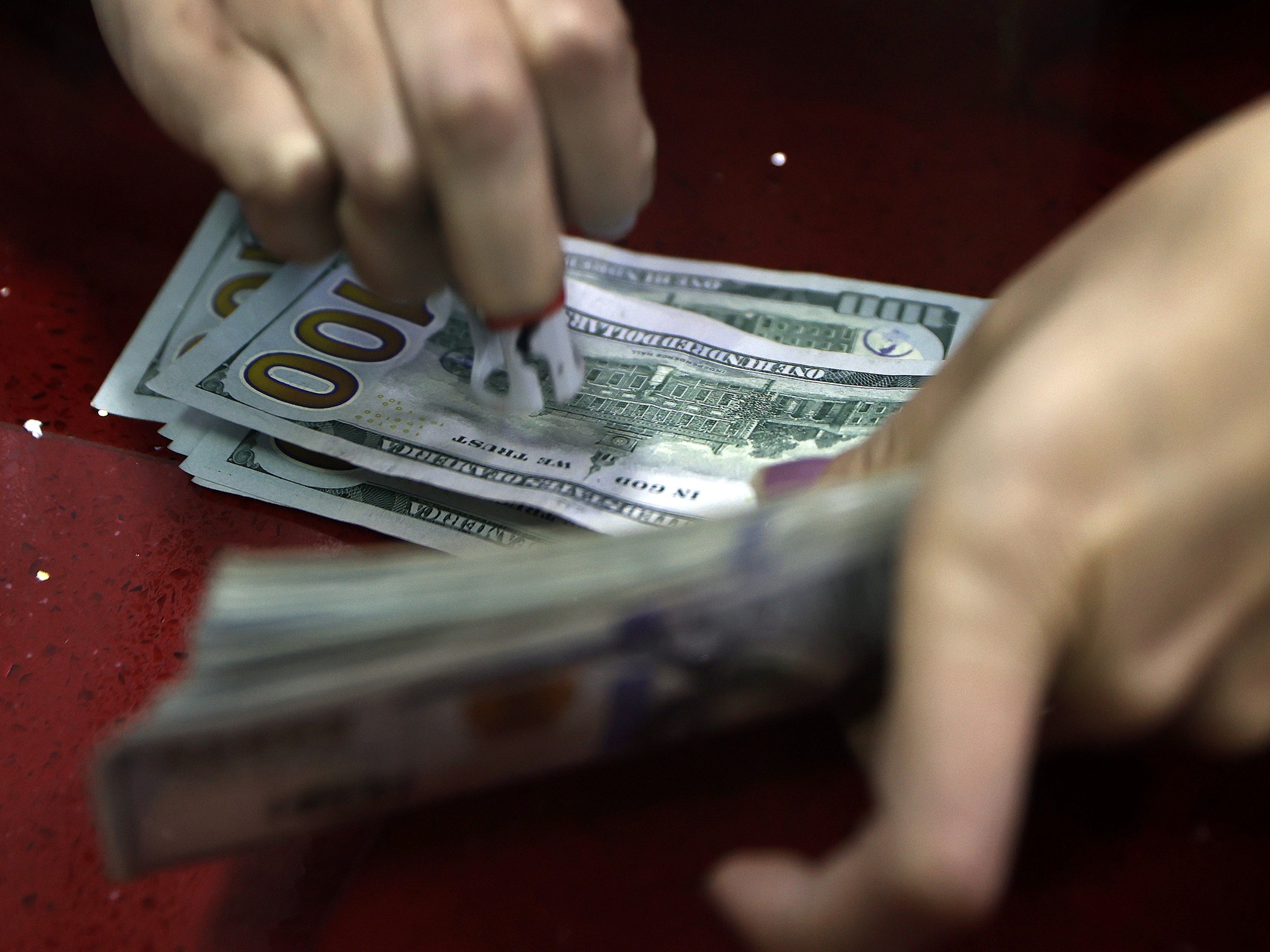 Cotización del dólar blue en vivo: precio al minuto - Martes 8 de abril