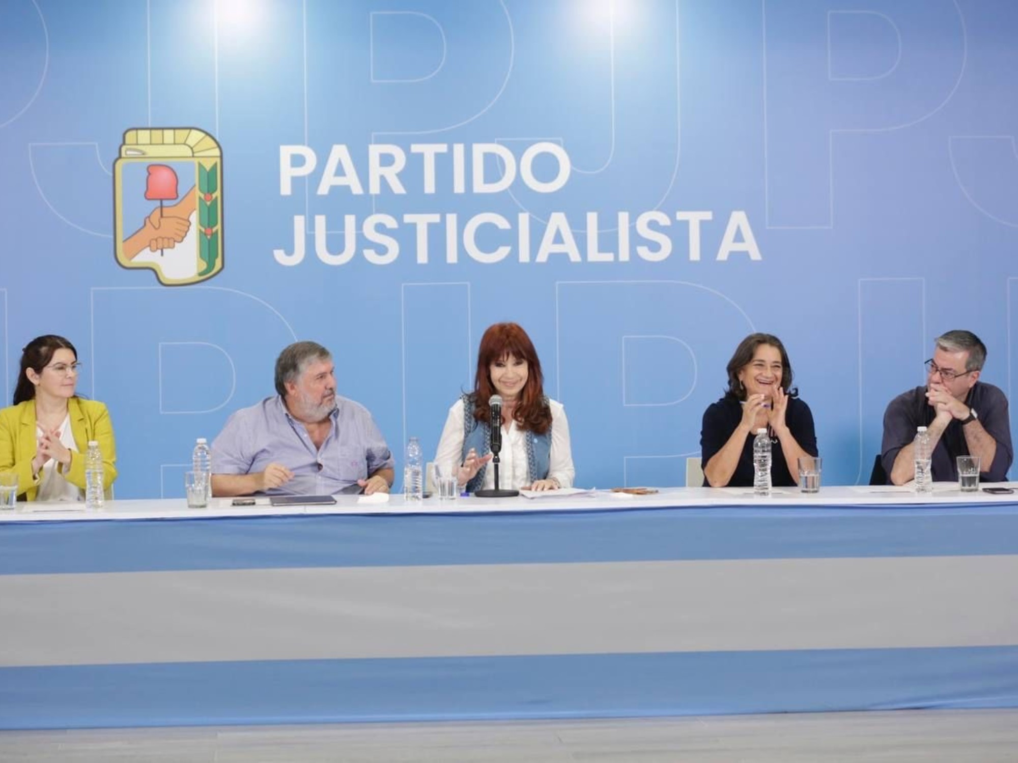Cristina Kirchner lidera el PJ y deja de lado a Axel Kicillof