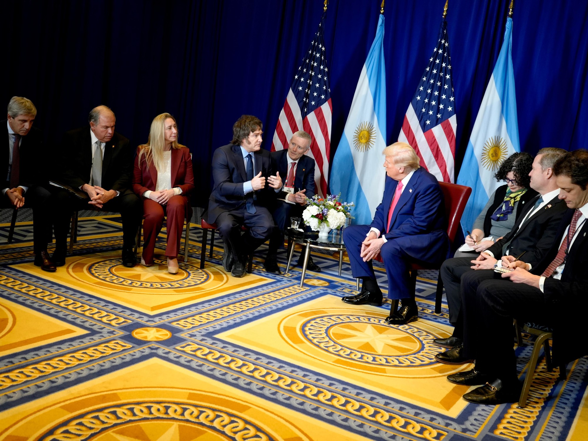 El impacto del riesgo Trump en la economía argentina y la urgencia de cerrar con el FMI.