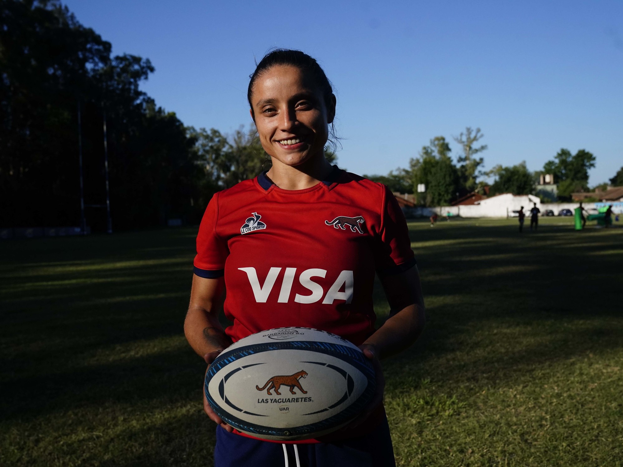 Jugando al rugby en busca de la Serie Mundial y la maternidad