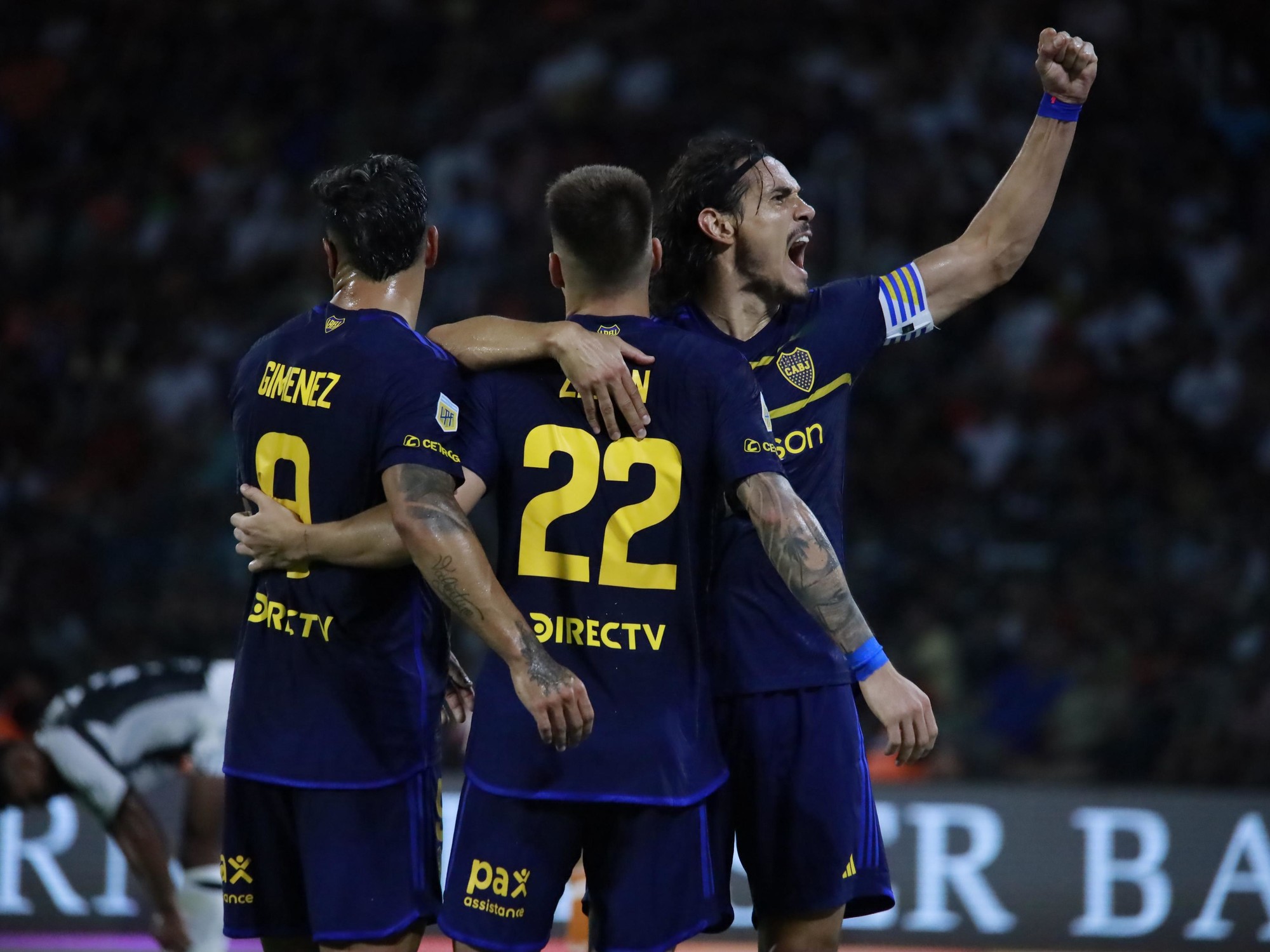 Posibles cruces de Boca y River en octavos de final basados en las tablas de posiciones. 

Cruces de Boca y River en octavos de final según las posiciones actuales.