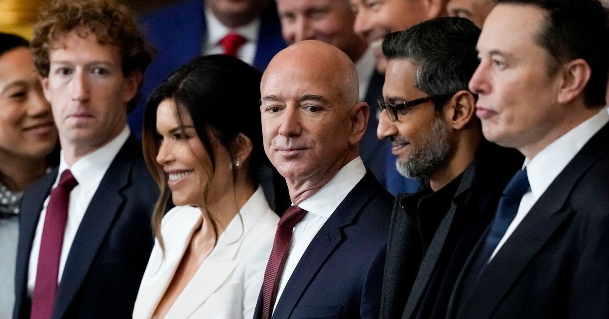 uno a uno, cómo es su relación con Donald Trump