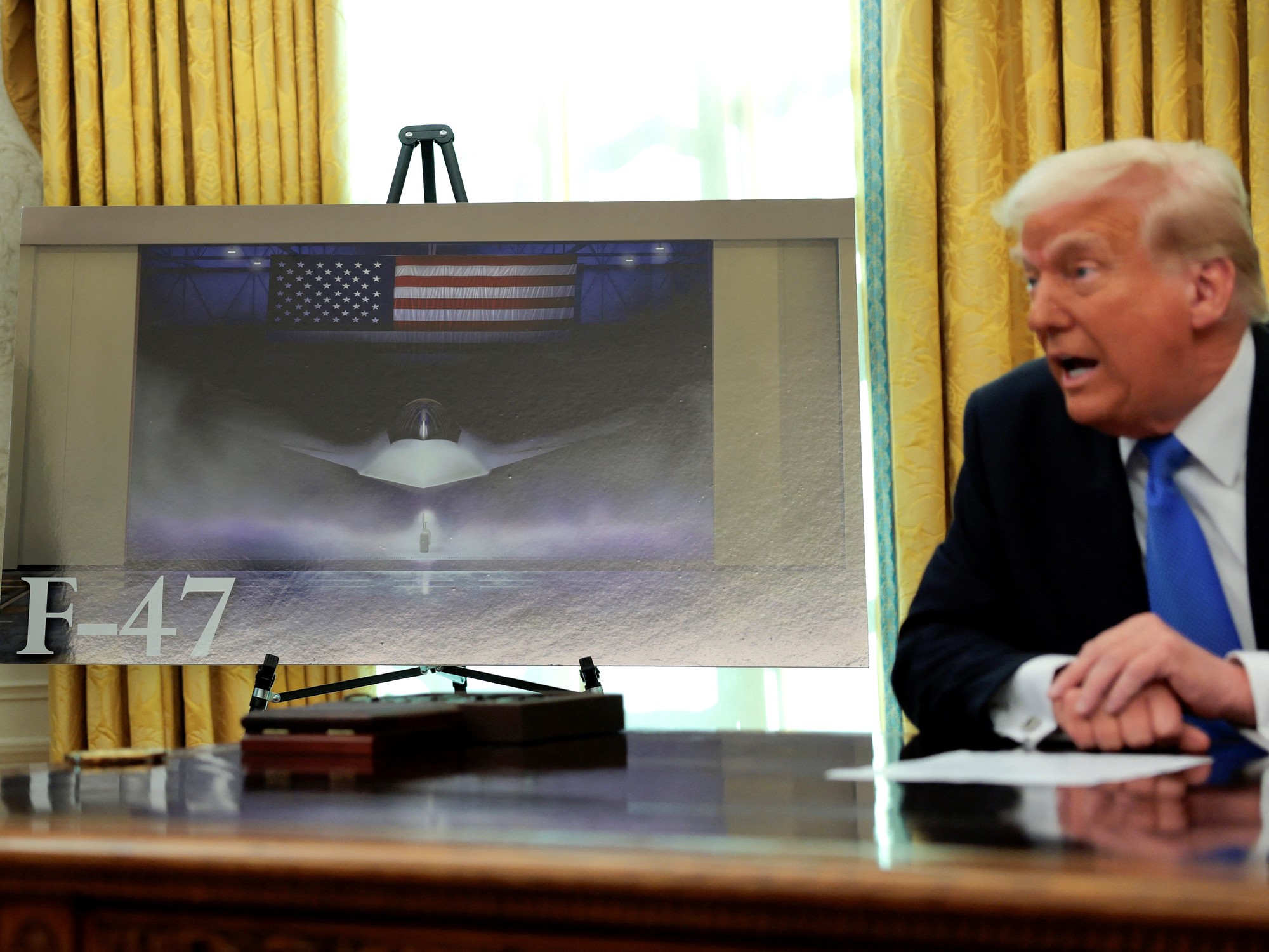 Trump presenta el F47, su nuevo avión de combate
