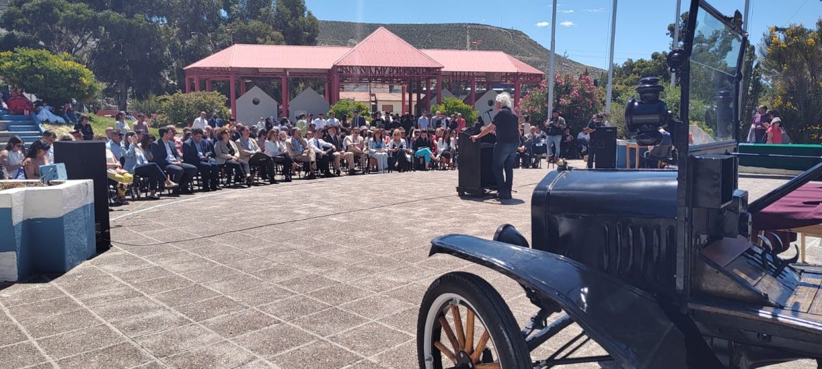 La UNPSJB Conmemoró el Aniversario del Museo del Petróleo con Música y Cultura