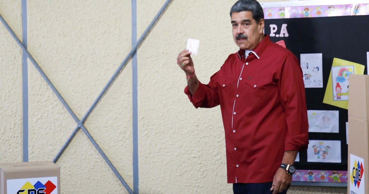 el régimen de Nicolás Maduro se encamina a consolidar su poder en unos comicios sin oposición y escasa participación