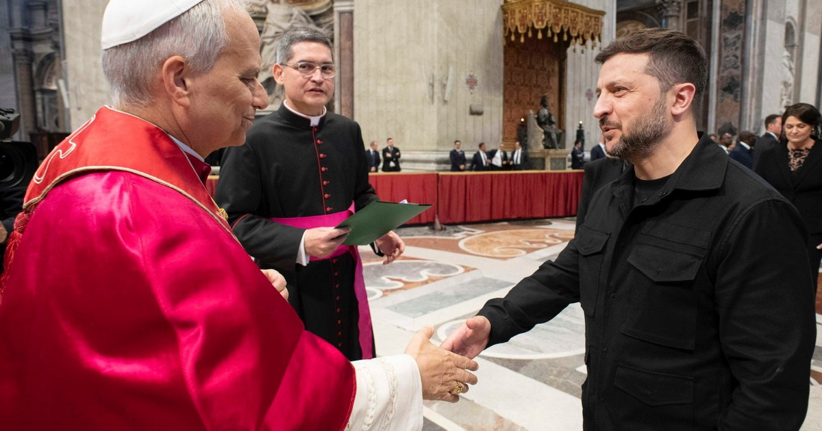 El papa León XIV recibió a Volodimir Zelenski, presidente de "la Ucrania martirizada"