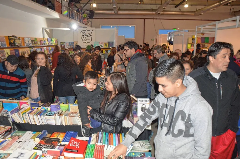 Con visitas ilustres y actividades para toda la familia, se viene la 12° edición de la Feria Internacional del Libro
