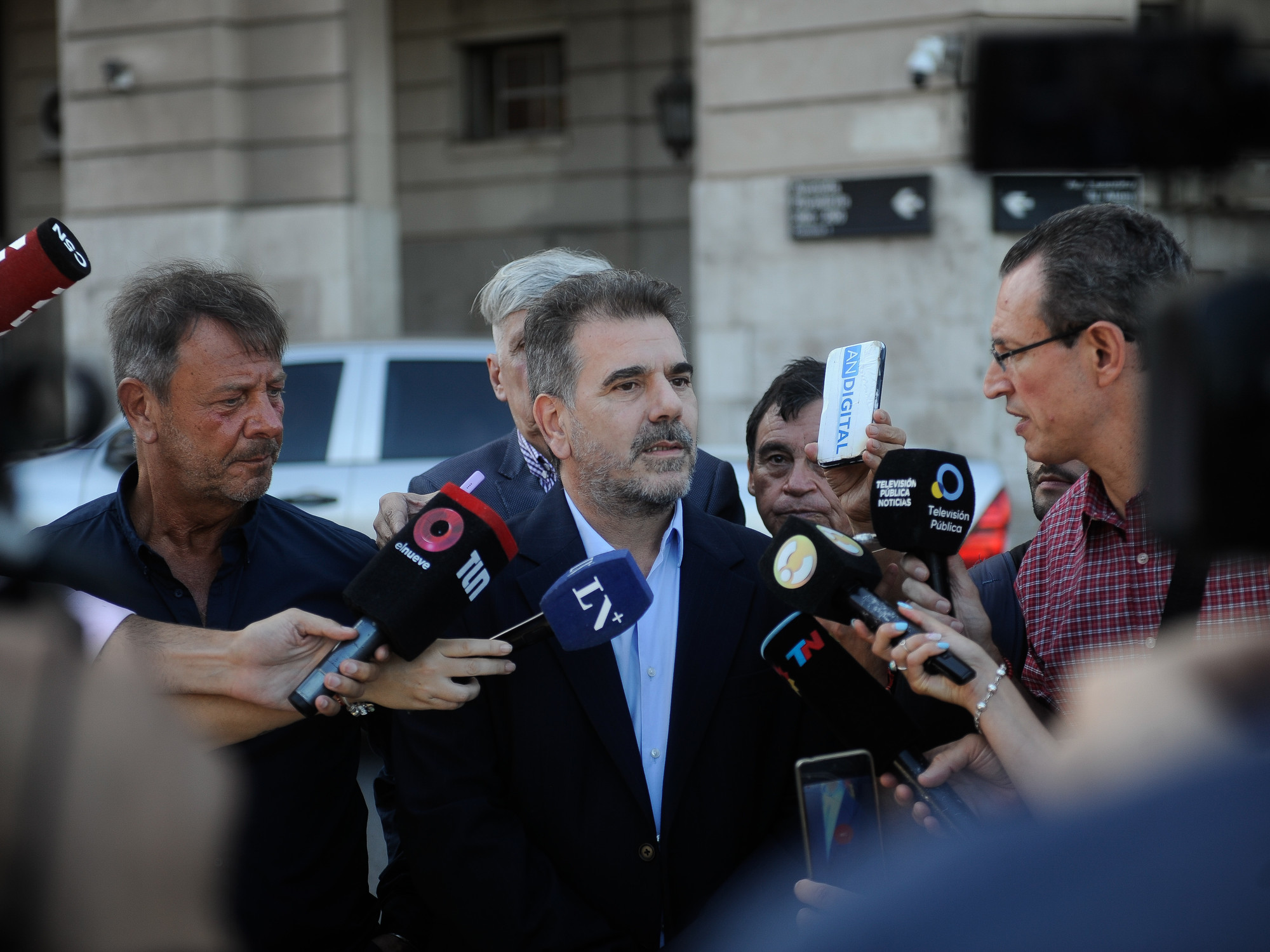 Investigación de justicia sobre posibles sociedades off shore y propiedades no declaradas de Ritondo.