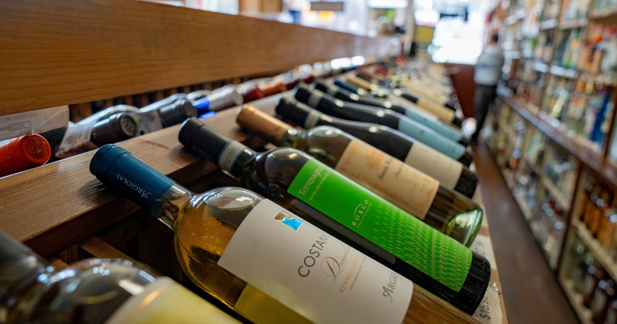desde qué hora no se puede vender alcohol en las Elecciones 2025