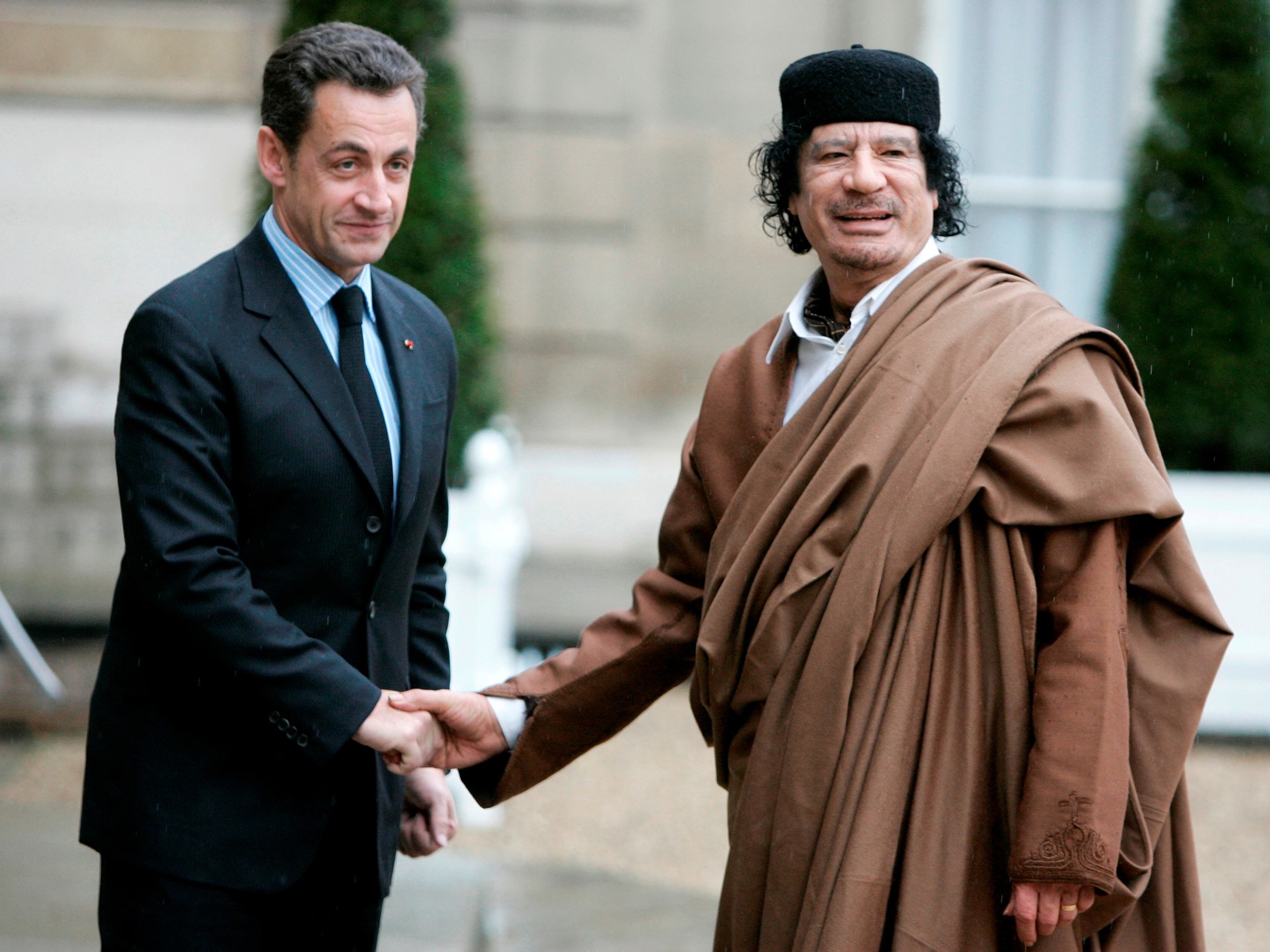 Sentencian a Nicolás Sarkozy a 7 años de prisión