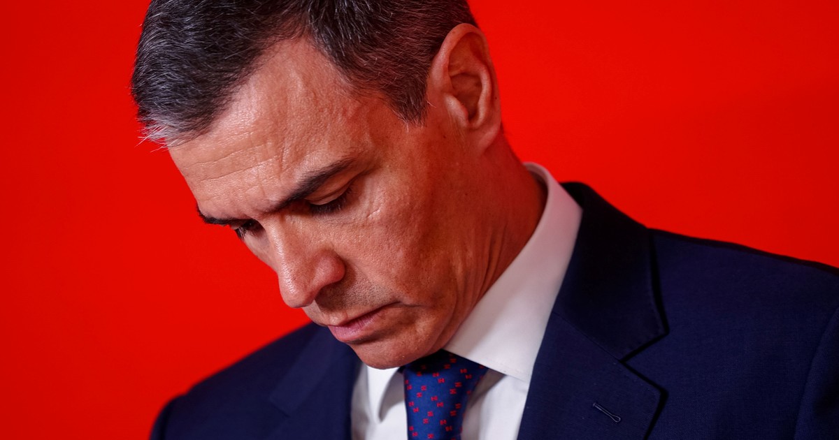 Escándalo de escuchas y corrupción sacude al gobierno de Pedro Sánchez en España.
