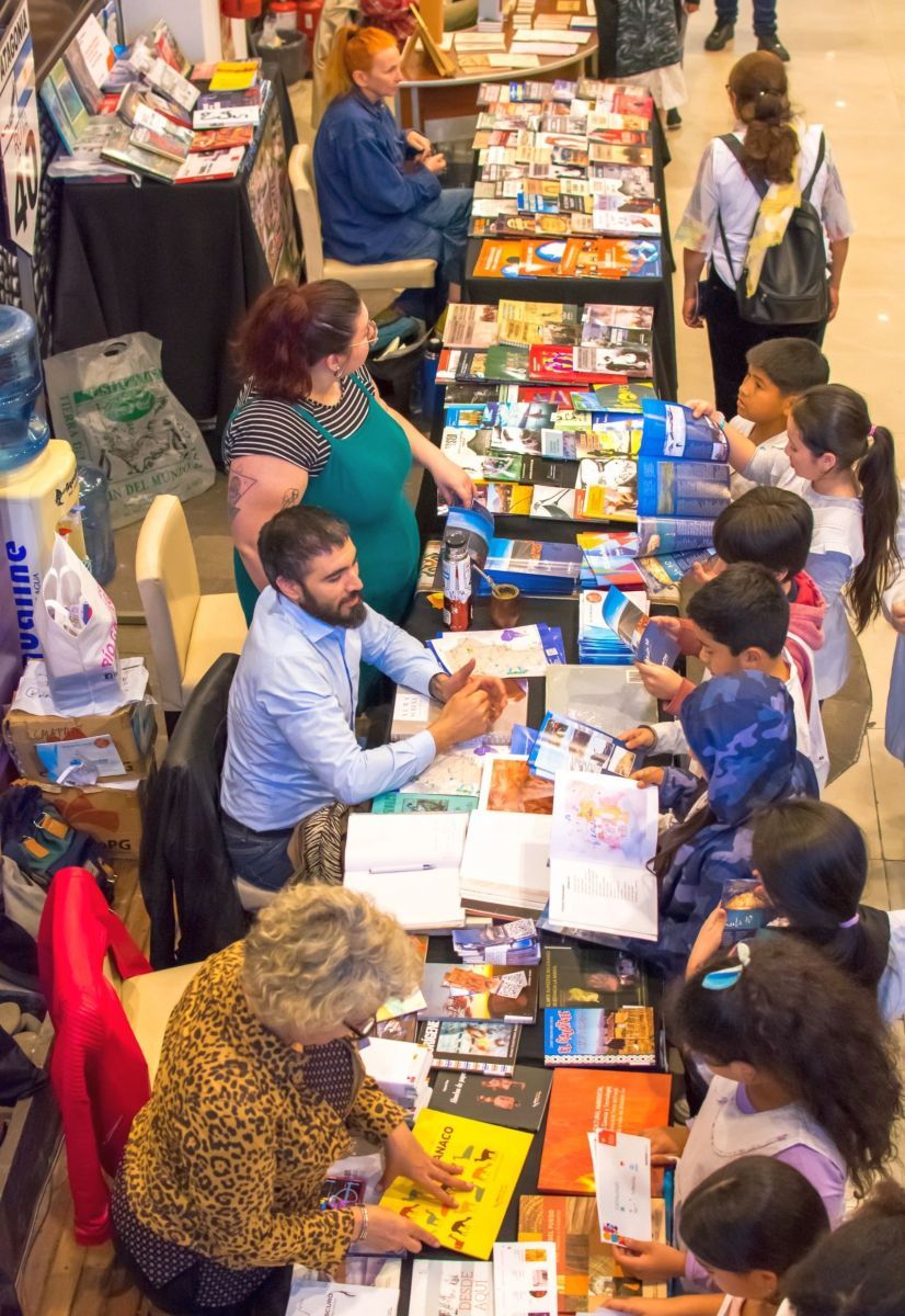 Se inaugura una nueva edición de la Feria Municipal del Libro y de las Artes en Trelew