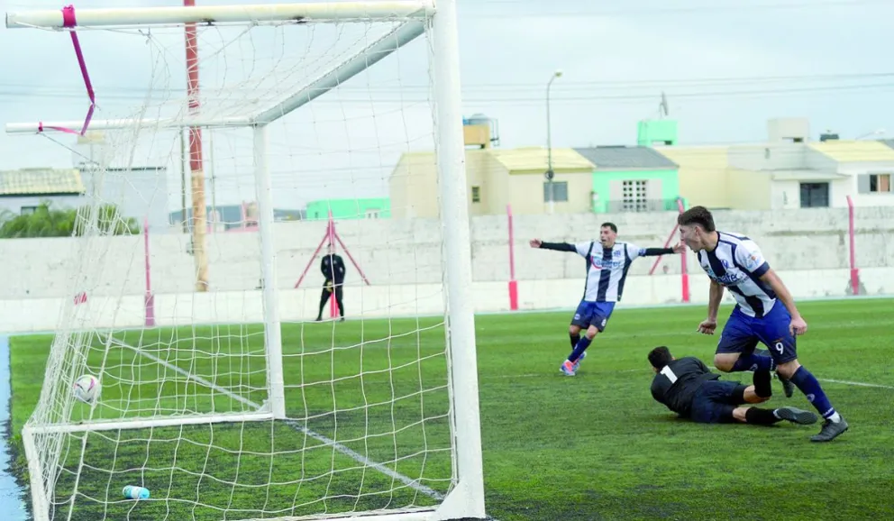 Ferro busca volver a ser escolta