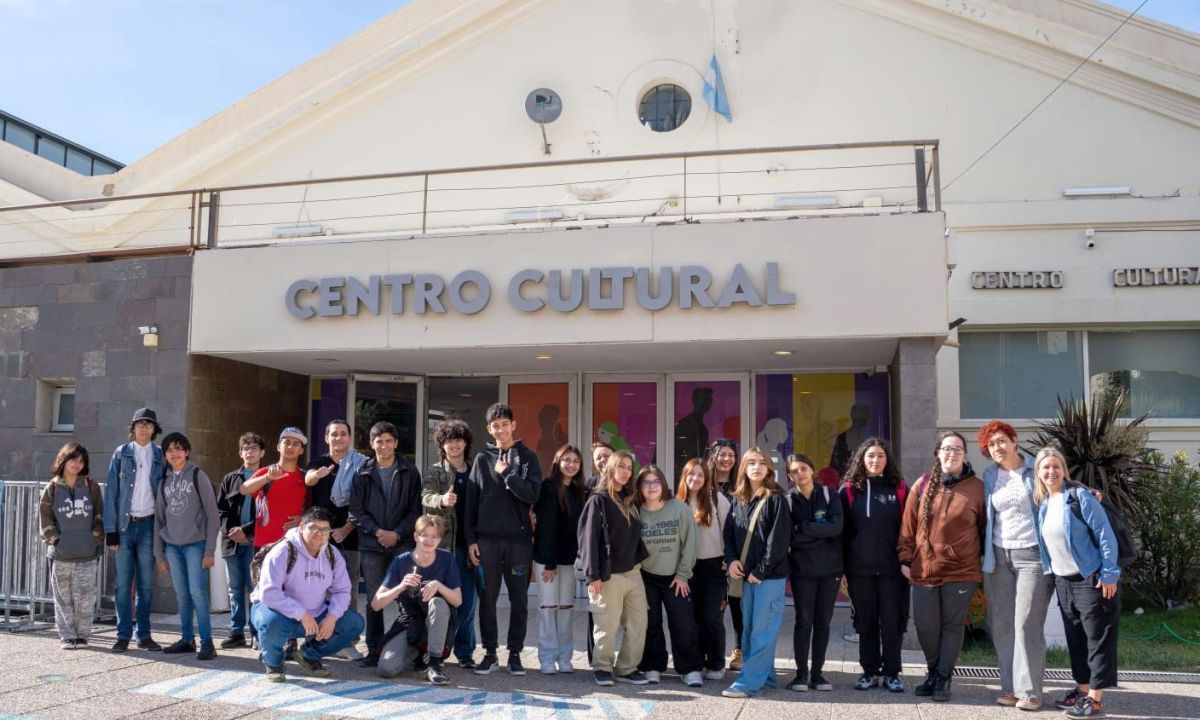 Iniciaron las proyecciones de cine para para escuelas de la ciudad