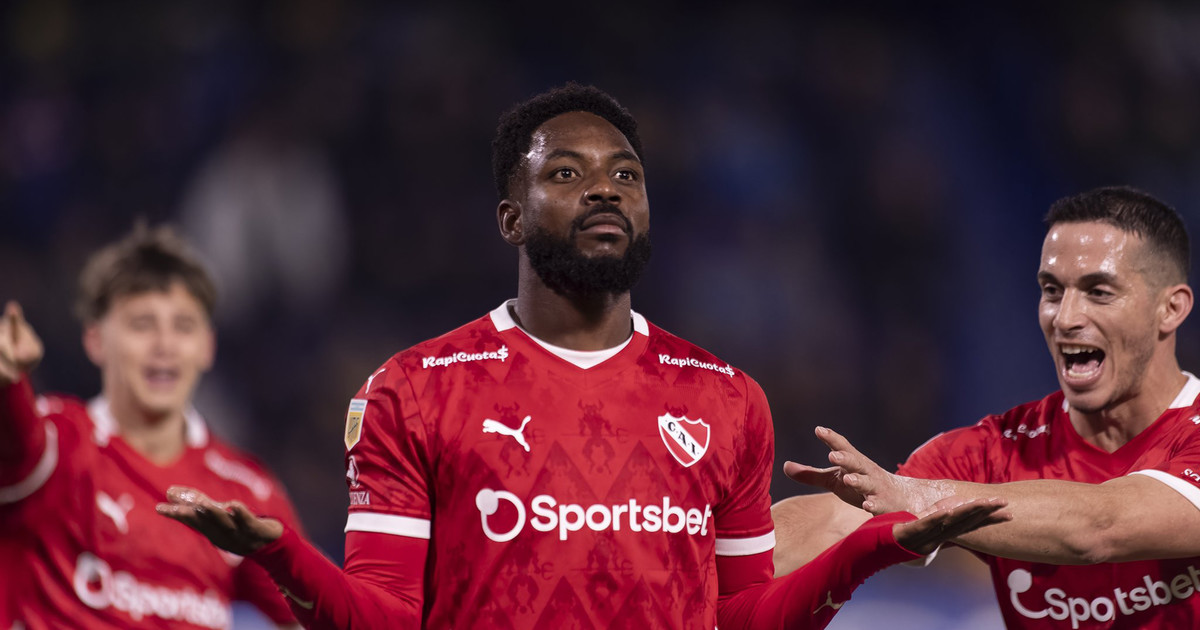 Independiente deja ir Angulo a Pumas a cambio de la llegada del delantero que pidió Vaccari