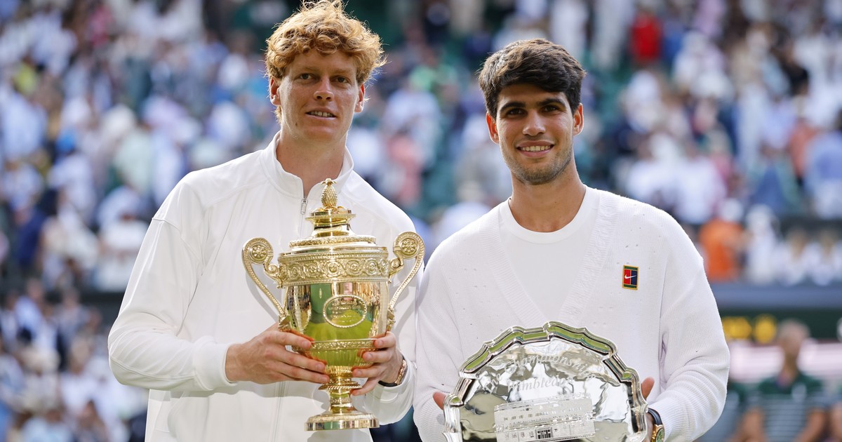 Sinner aprovecha la victoria en Wimbledon por partida doble y se aleja más de Alcaraz