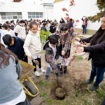 Día del Árbol: Alumnos de la Escuela 126 plantaron distintas especies
