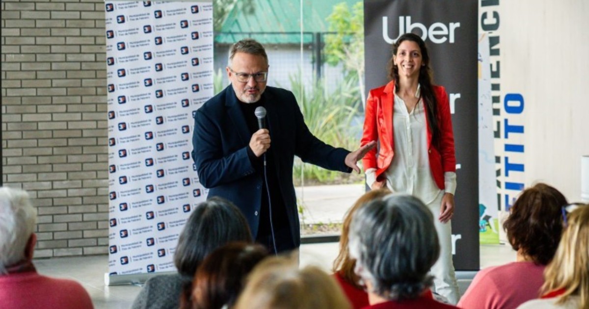 Tres de Febrero, el primer municipio que desregula el transporte privado por aplicación