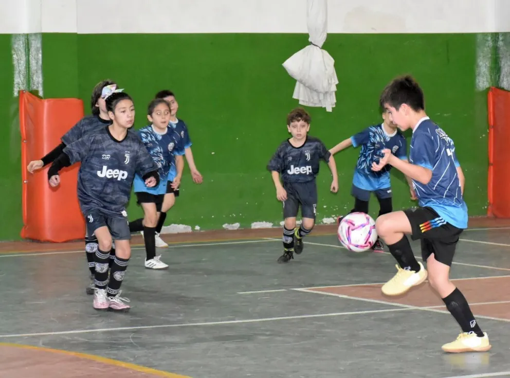 El Petrolito sumará a dos categorías femeninas