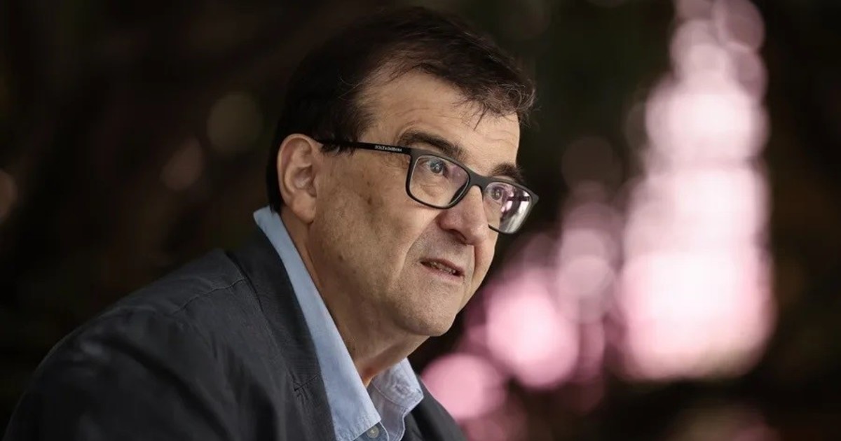 "Huyamos como de la peste de la literatura que dulcifica la realidad"