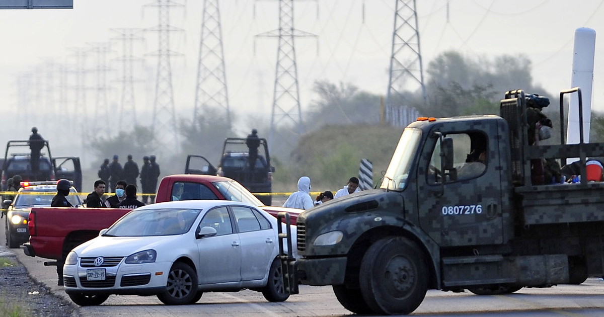 hallan seis cabezas humanas en una ruta cerca de la capital por la mafia del robo de gas