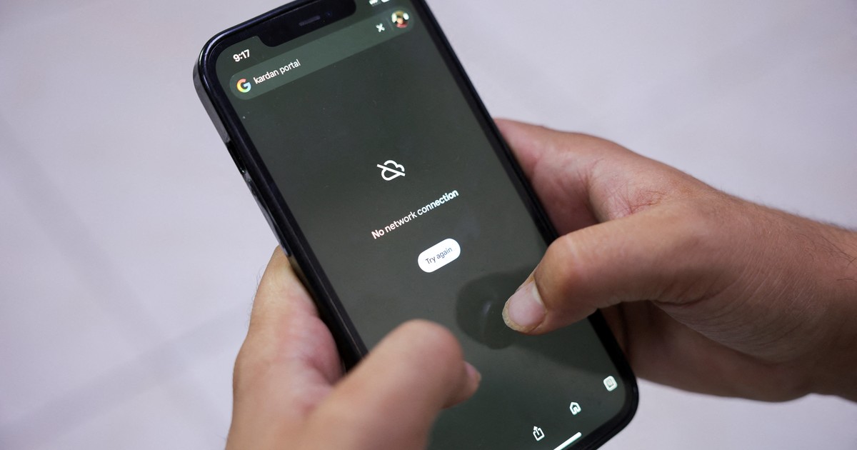 Los talibán cortan internet y telecomunicaciones, y aíslan a Afganistán del mundo "hasta nuevo aviso"