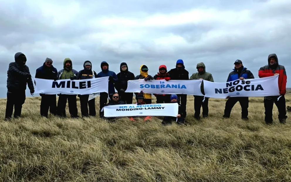 Excombatientes denunciaron en Malvinas la “entrega de soberanía” del gobierno Milei