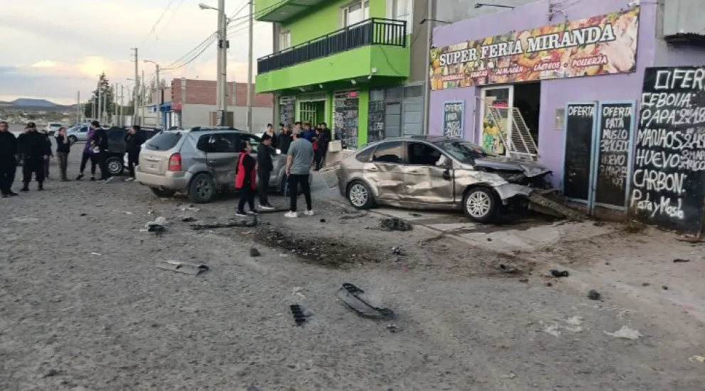 Juntan firmas en el barrio René Favaloro por pedido de mayor seguridad vial