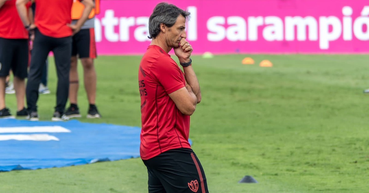 Fue asistente de Heinze, dirigió a dos campeones del mundo y se lanza como entrenador principal :: Olé