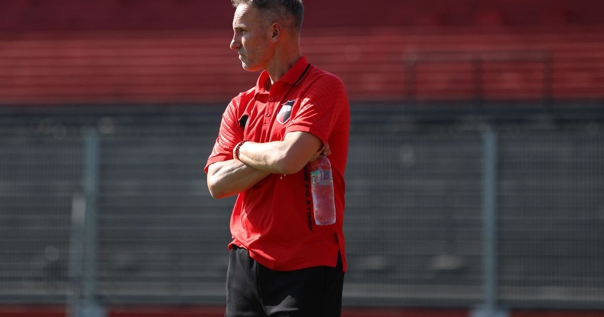 El crudo comentario de Bernardi sobre el presente de Newell's: "No recuerdo un momento como este del club" :: Olé