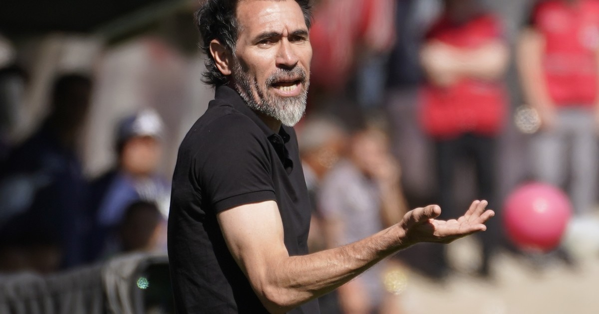 Domínguez, tras el clásico platense: del "Se me exige golear" al "nos quedamos cortos" :: Olé