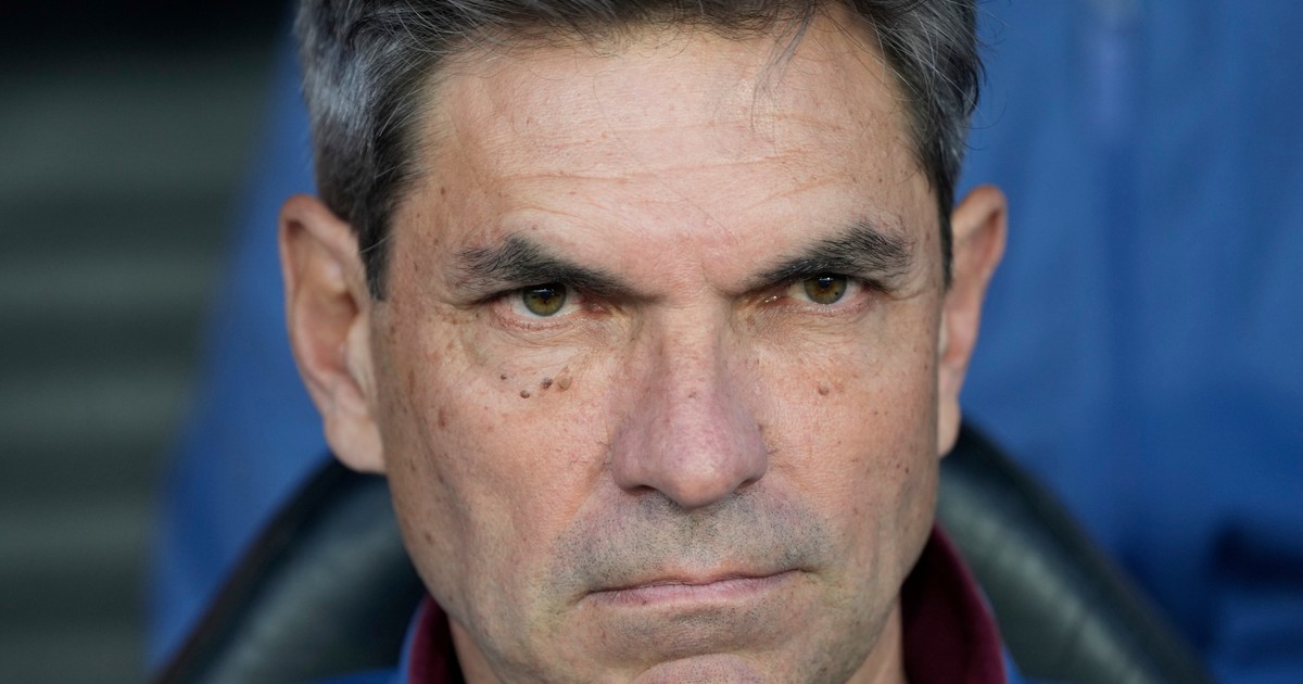 El técnico de Lanús invocó a Diego Maradona tras consagrarse finalista de la Sudamericana: "Ojalá nos haya podido ayudar" :: Olé