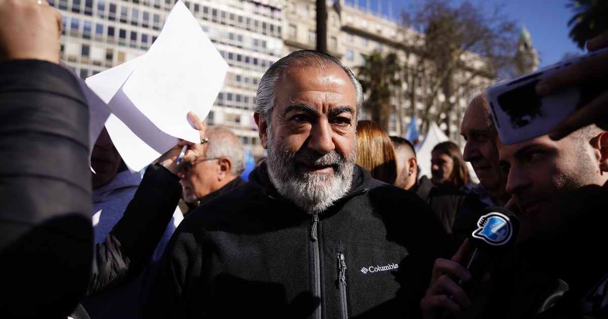 Las tres estrategias que analiza la CGT contra la reforma laboral que impulsa Javier Milei