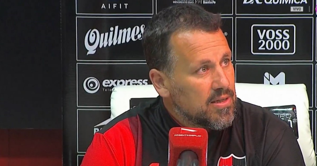 Fabbiani y la caída de Newell's: del "no me voy a ir" al "nos hicieron tres goles de escuelita de fútbol" :: Olé