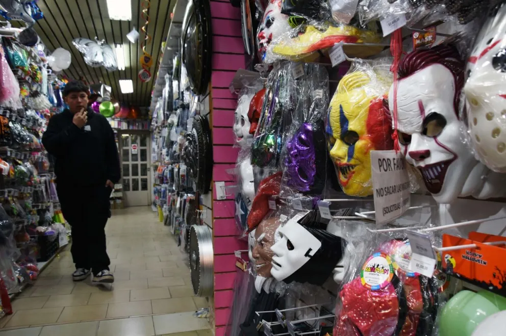 Crece el furor por Halloween en Comodoro: cada vez más familias participan