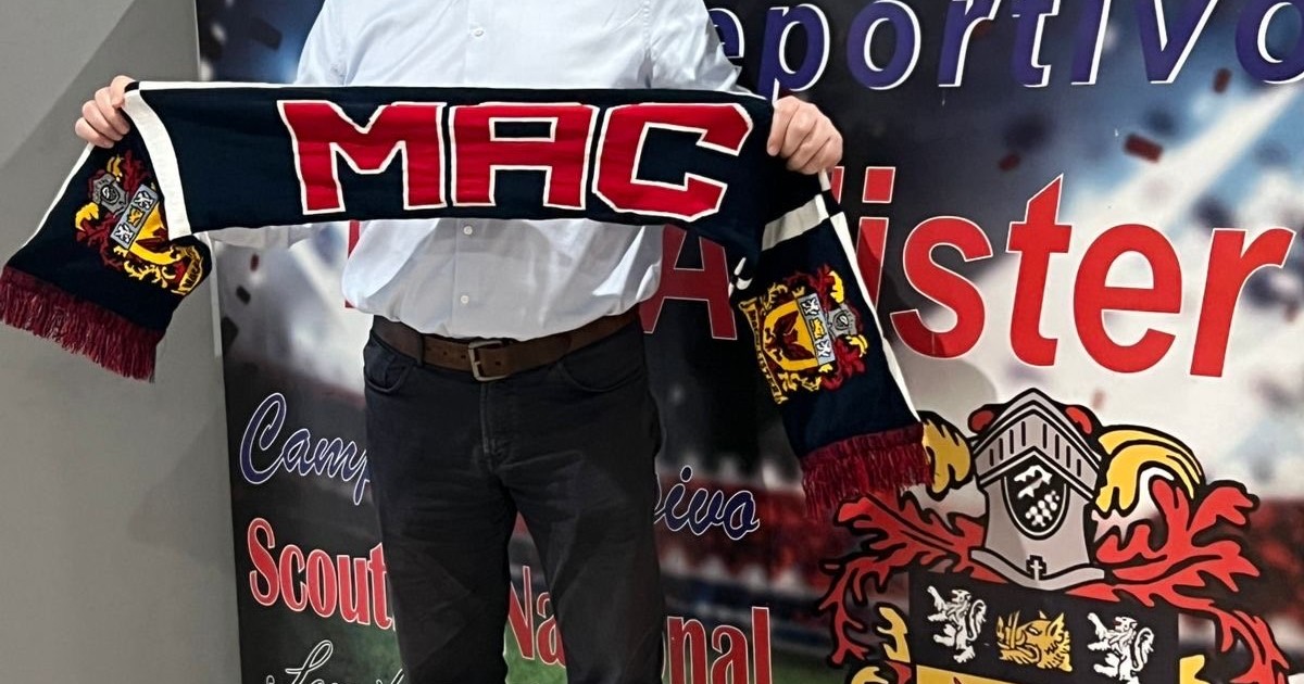 El embajador de Irlanda viajó a La Pampa para homenajear a Alexis Mac Allister :: Olé