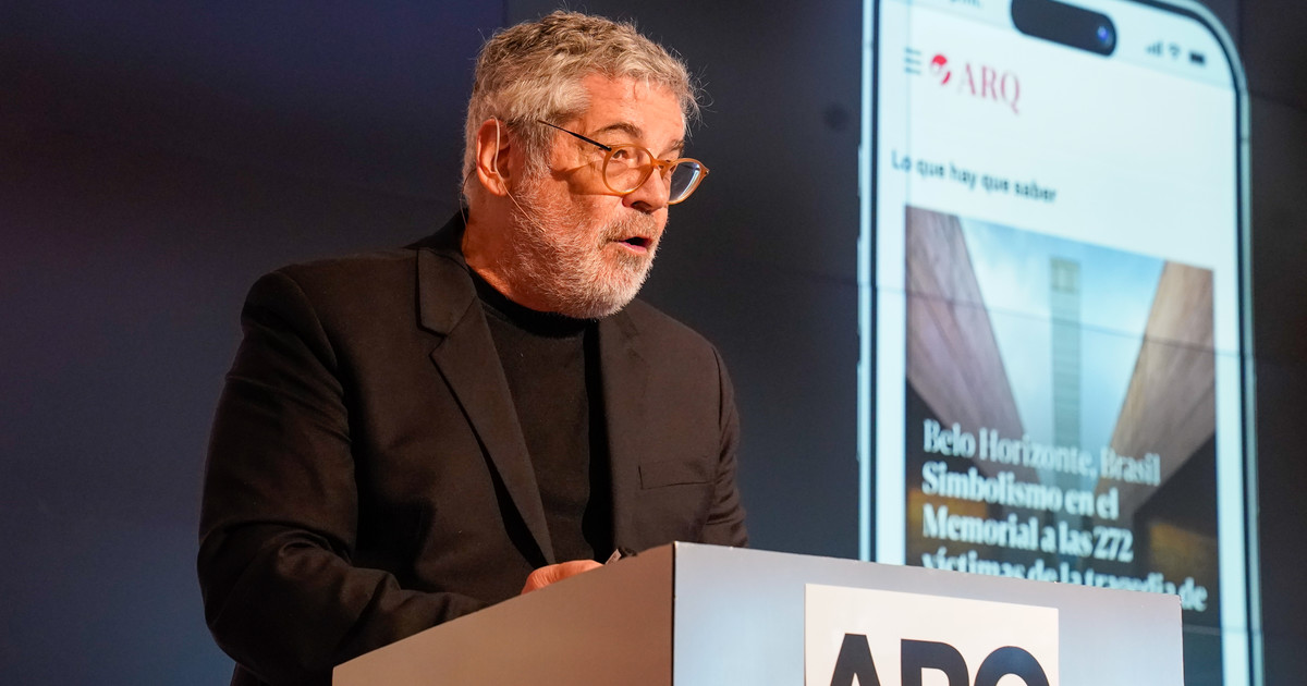 Arquitectos, diseñadores y representantes del universo de la construcción en el lanzamiento de ARQ mensual y ARQ web