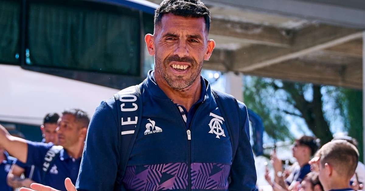 La inédita decisión que podría tomar Tevez ante River :: Olé