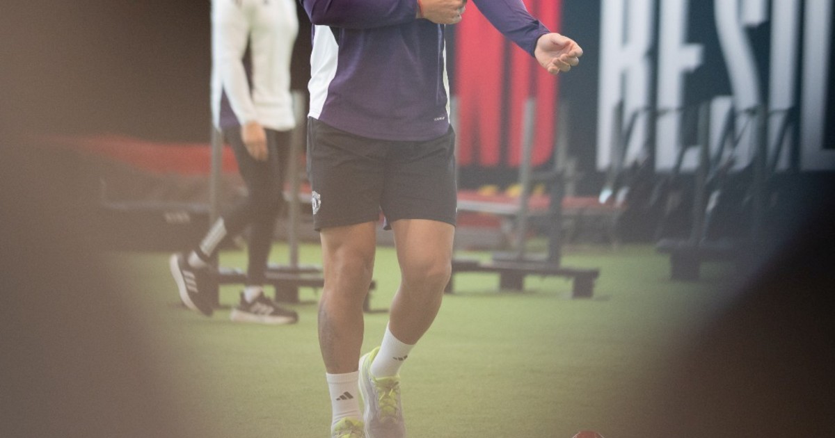 Buenas noticias para la Selección Argentina: Lisandro Martínez está cerca de volver a jugar :: Olé
