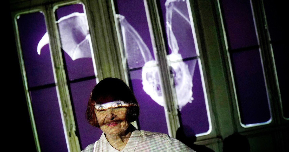 Margarita Bali tiene 82 años, baila y crea sus espectáculos y usa las tecnologías más actuales