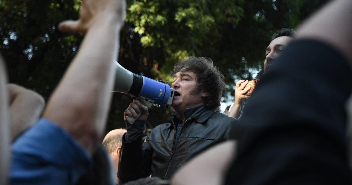 Javier Milei apuesta a quedarse con un tercio del Congreso y promete que habrá inflación cero en agosto de 2026