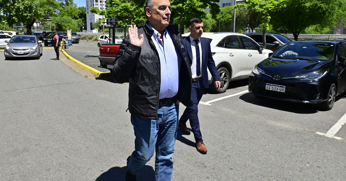 "Todos los ministros estamos a disposición del Presidente"