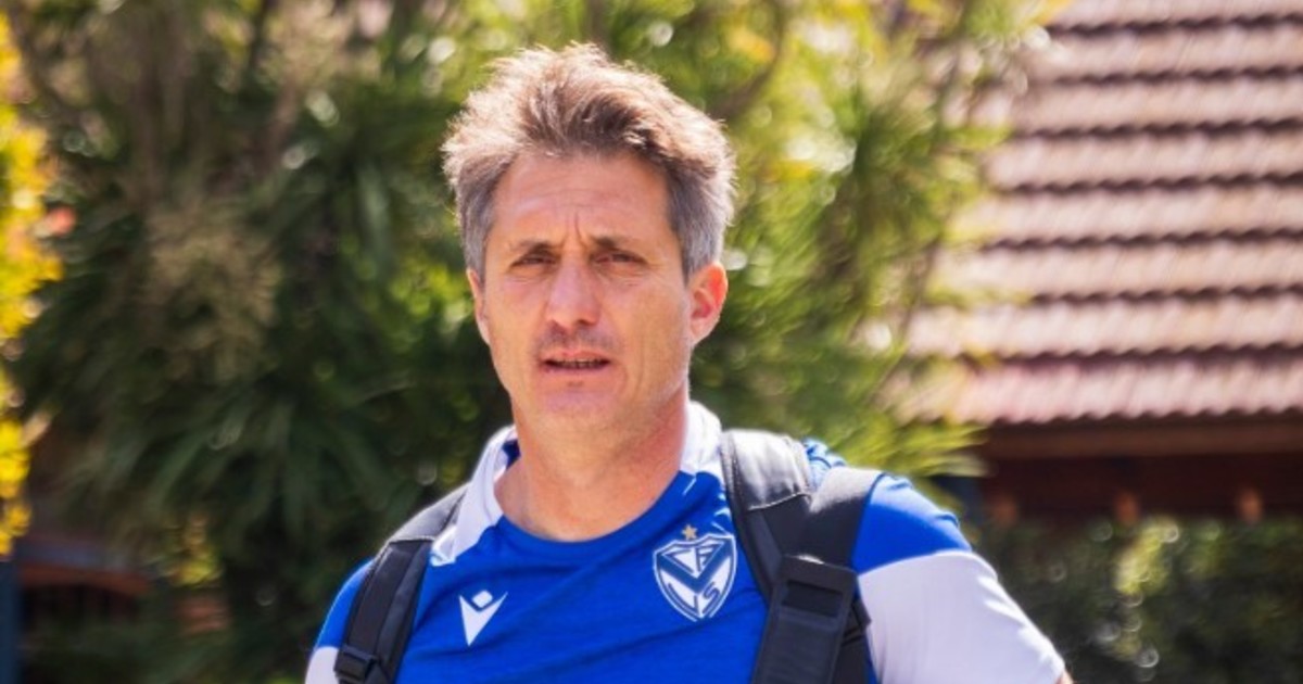 Vélez visita a Sarmiento en su intento por consolidarse arriba en su zona :: Olé