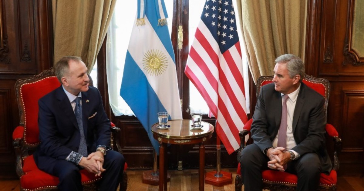 el Gobierno dice que está "prácticamente cerrado" y Quirno viaja mañana a Washington