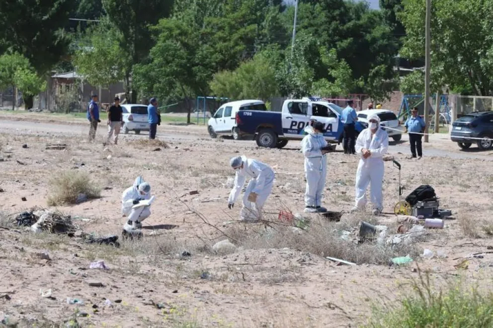 Neuquén: encontraron el cuerpo de un hombre en una zanja del barrio Almafuerte
