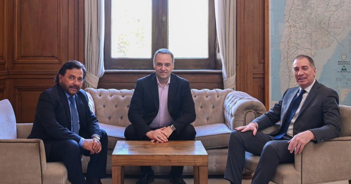 "Elegimos creer, pero el poncho no aparece"