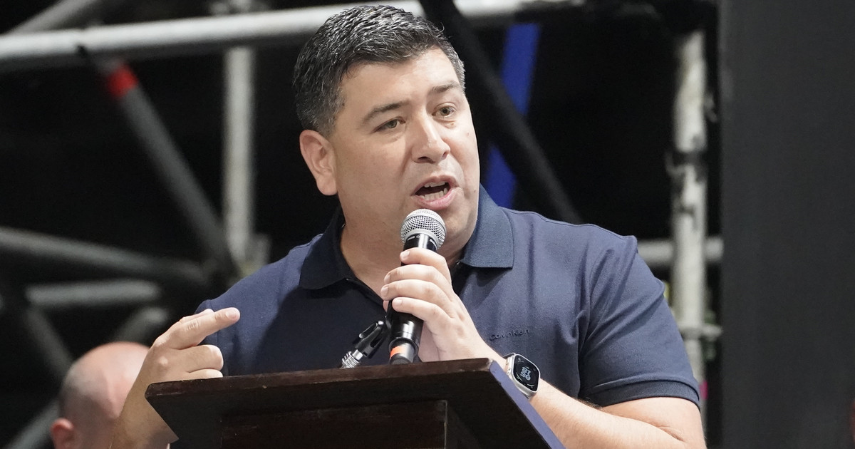 "Es regresiva y va a contramano de lo que hace Estados Unidos"