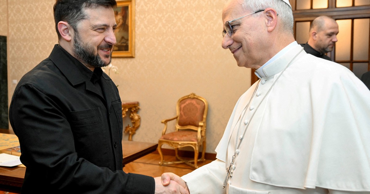 El Papa recibió a Zelenski en el Vaticano y expresó su "urgente deseo" de que el diálogo lleve a una paz justa