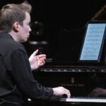 Explorando los límites entre la música y el lenguaje: Un estudio audaz.